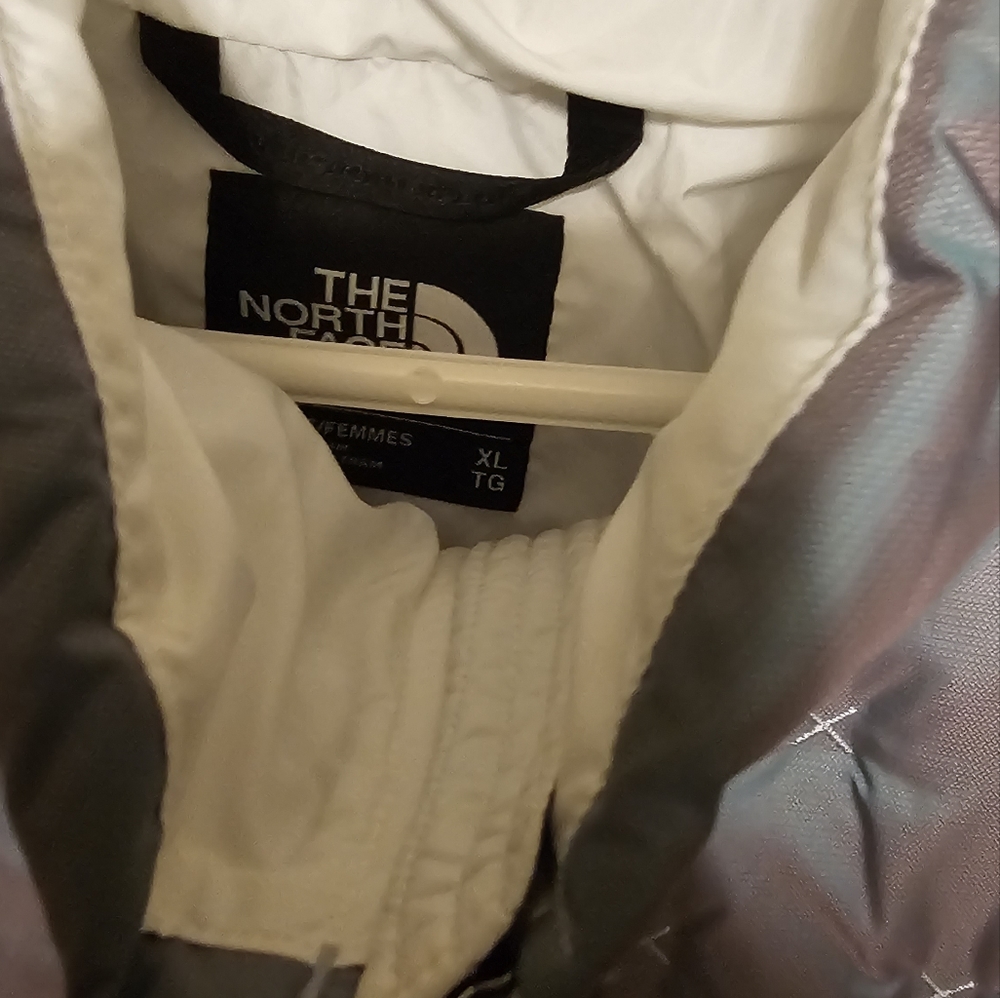 Coat - Picture 2 of 4